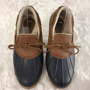 JBU Duck shoes. Blue/brown. SIZE 10M